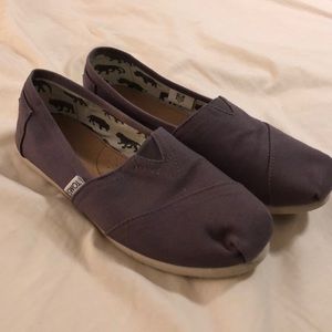 Dark Gray Toms